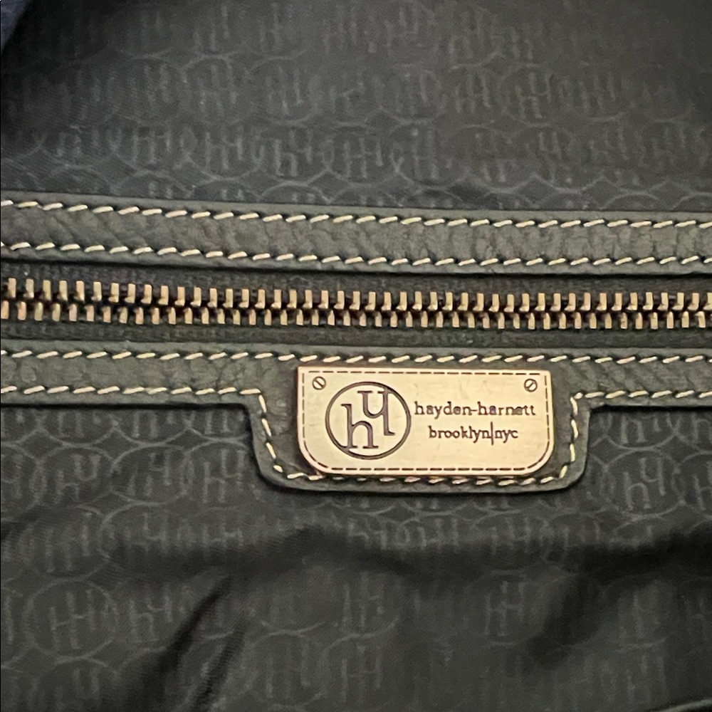 Hayden-Harnett Black Leather Shoulder Bag - Picture 2 of 11
